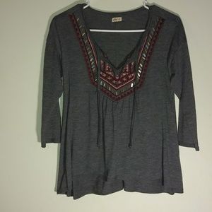3/4 sleeve Hollister top